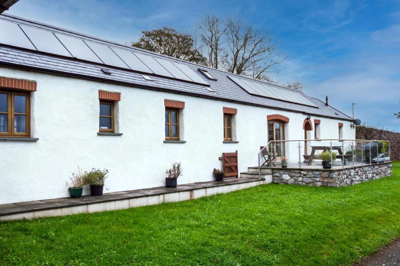 Orchard Cottage - Luxurious Barn Conversion - Beavers Hill Manorbier Dış mekan fotoğraf